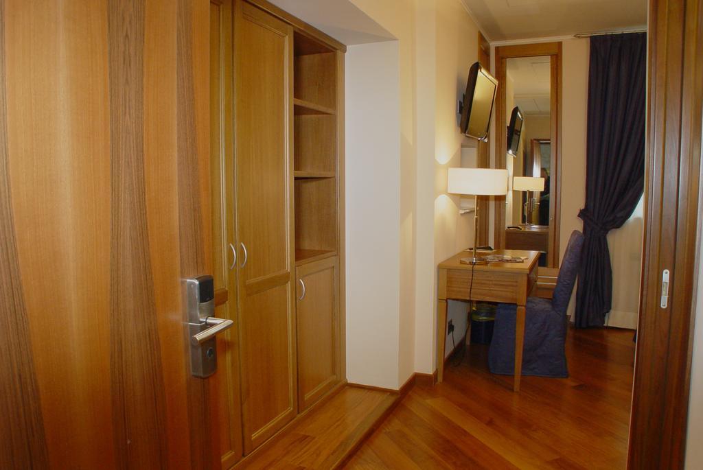 Hotel Iris Genoa Ruang foto