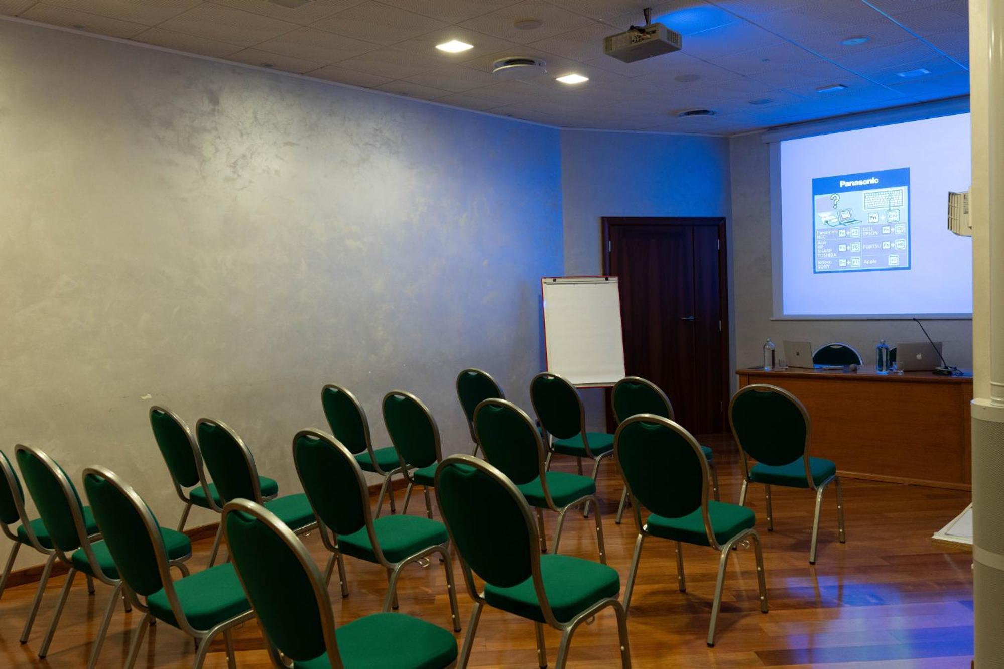Hotel Iris Genoa Bagian luar foto